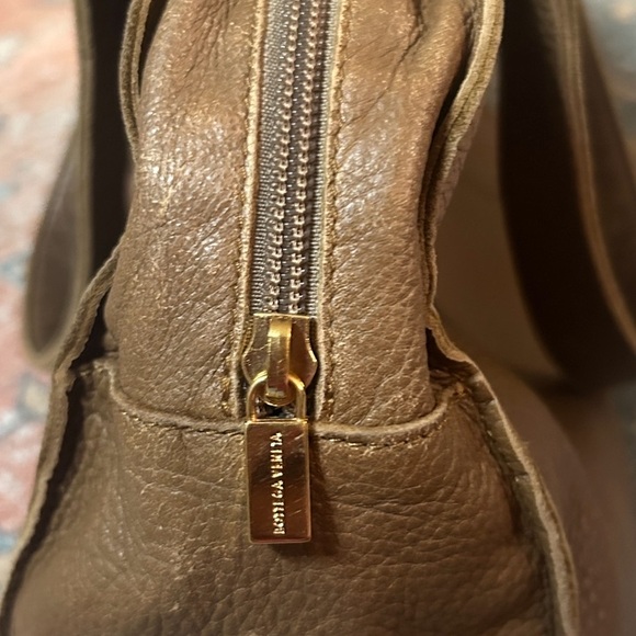 SOLD❤️ BOTTEGA VENETA Lambskin Leather Tote Shoulder Bag Taupe Brown Tan - Picture 5 of 16